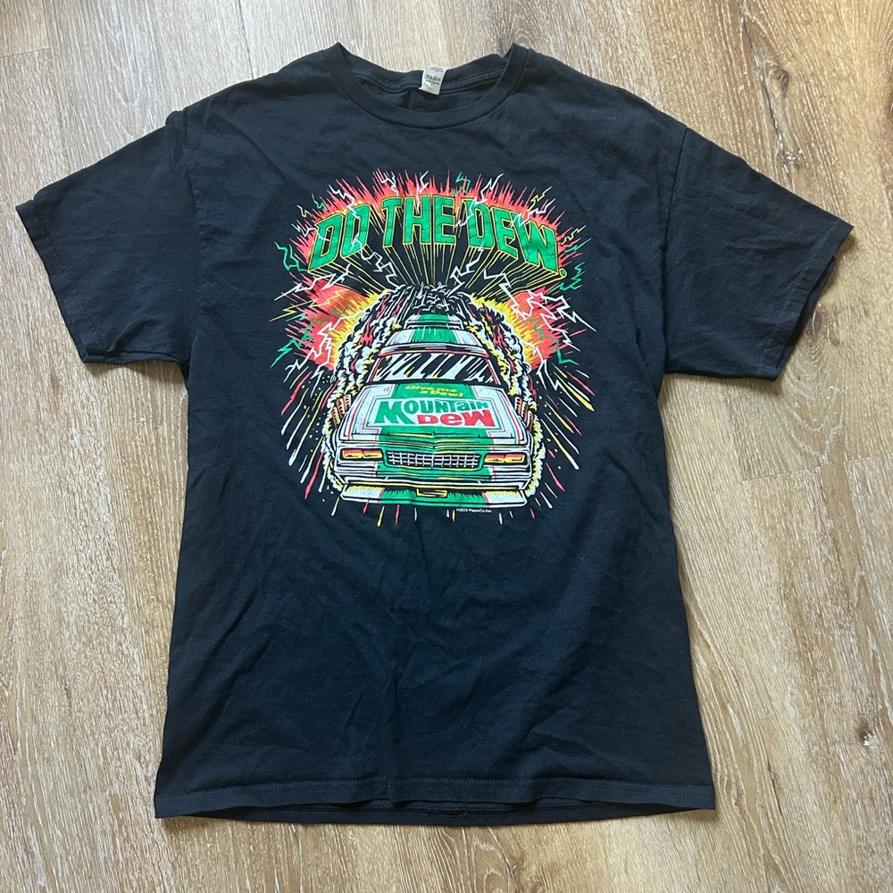 Fruit of the Loom Mtn Dew “Do the Dew” T-shirt Size MD